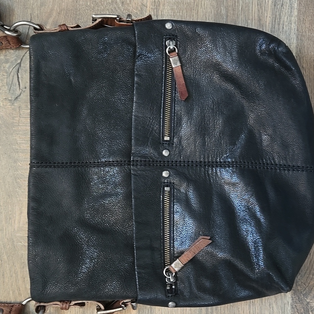 The SAK Sanibel Bag Black Leather With Brown Straps - Picture 2 of 11